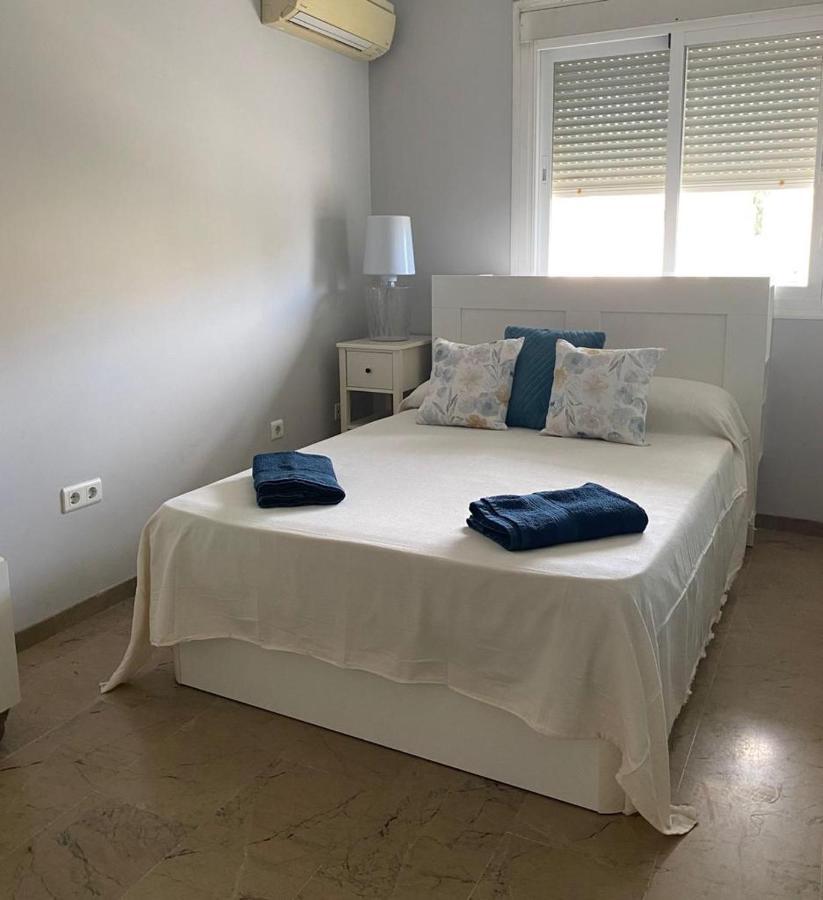 Apartamento Junto Al Puerto Deportivo De Estepona Kültér fotó