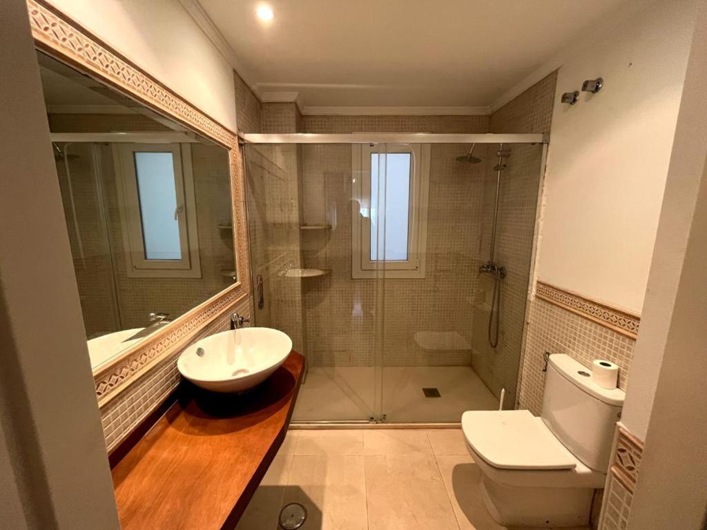 Apartamento Junto Al Puerto Deportivo De Estepona Kültér fotó
